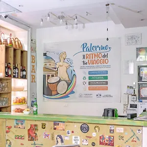 Хостел A Casa Di Amici, Палермо